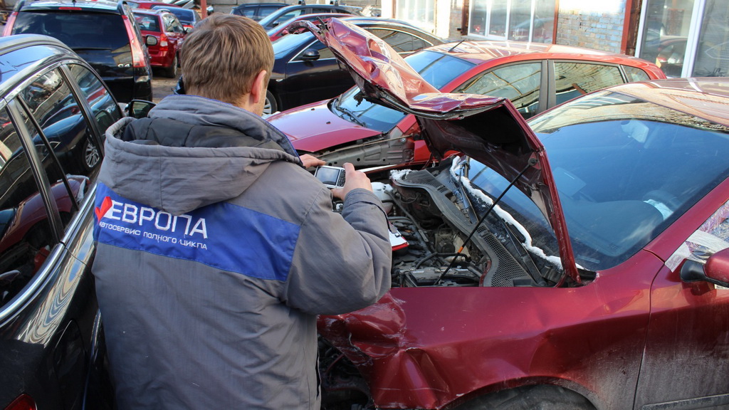 Наявність діючих договорів та сертифікатів дозволяють вести товарознавчу експертизу з видачею висновку