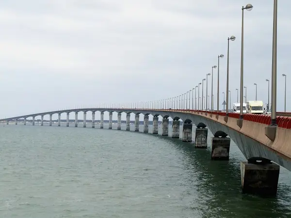 Міст острова Ре