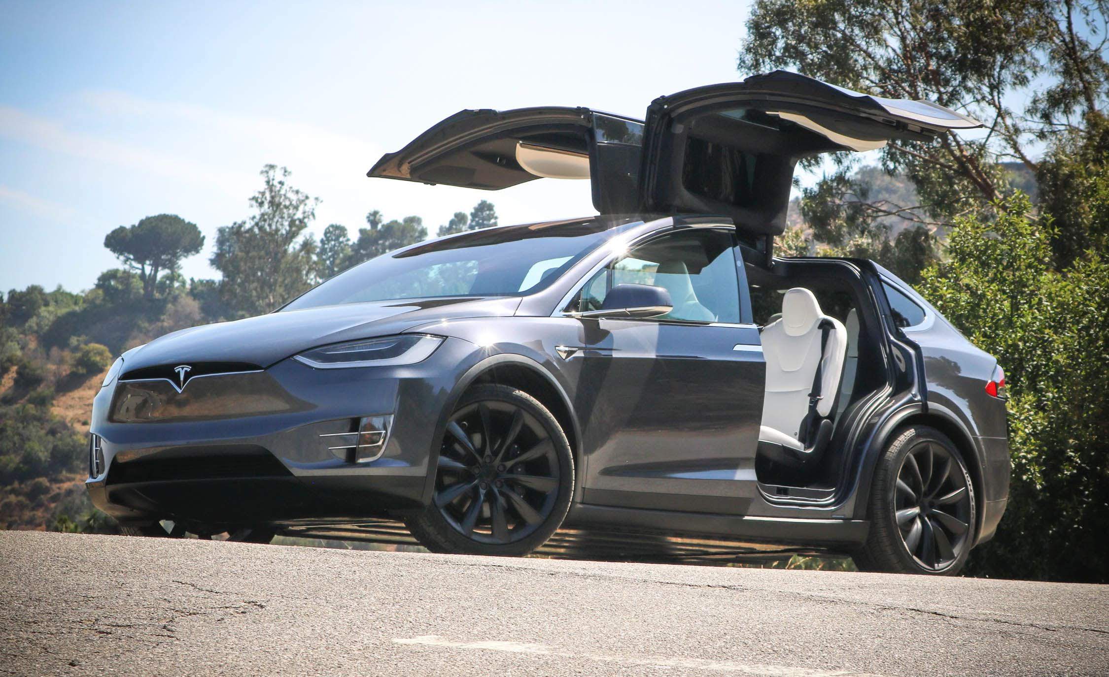 Tesla Model X Long Range (507 км)