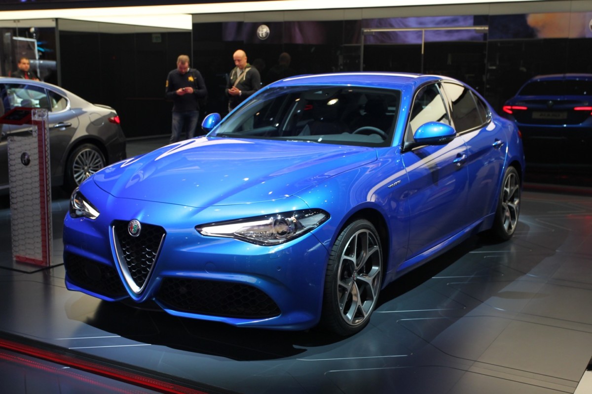 Для Alfa Romeo Guilia Veloce 2017 пропонують найпотужніші двигуни з лінійки