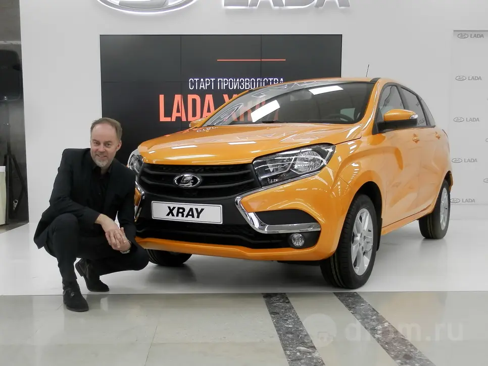 Вчора в Тольятті відбувся урочистий запуск виробництва хетчбека Lada XRAY, який редакція Drom