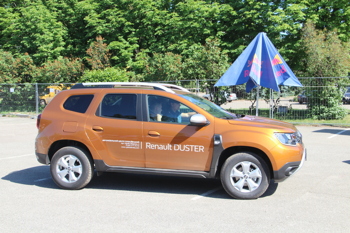 Відзначимо, на тест-драйві представлені дизельні модифікації, які користуються найбільшим попитом серед покупців Renault Duster