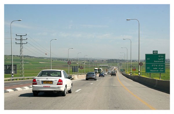 В   Ізраїлі   діють міжнародні правила дорожнього руху, тобто основні поняття такі, як і всюди