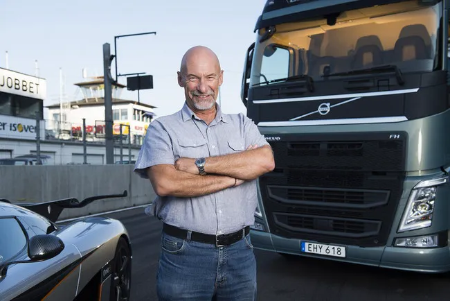 Джефф Берд, керівник тест-драйвами для преси компанії Volvo Trucks