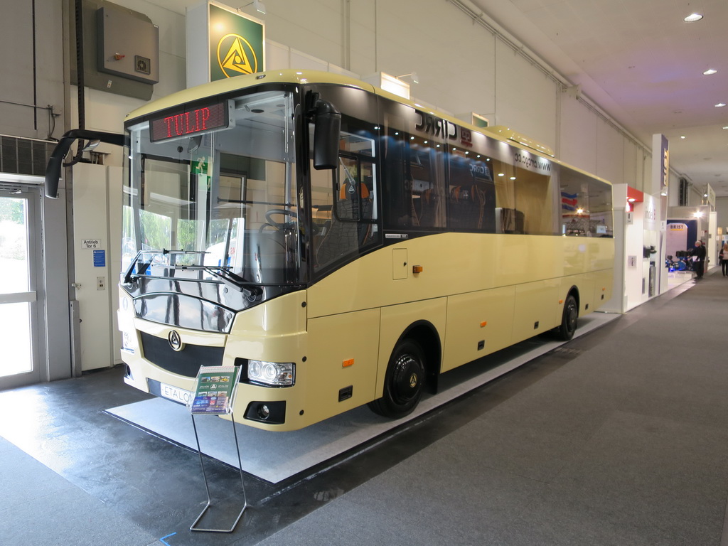 На Ганноверском автосалоні IAA 2016 було презентовано чимало автобусних новинок